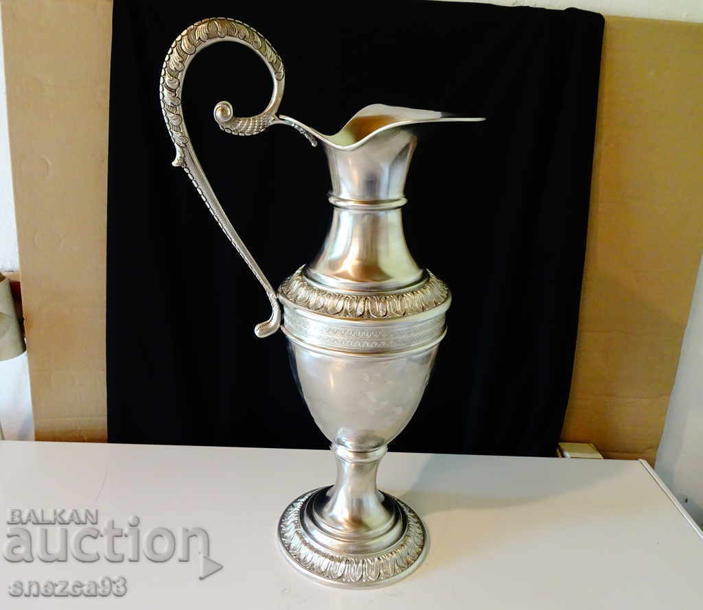 Empire style pewter jug 1.4 kg. Empire style pewter jug 1.4 kg.