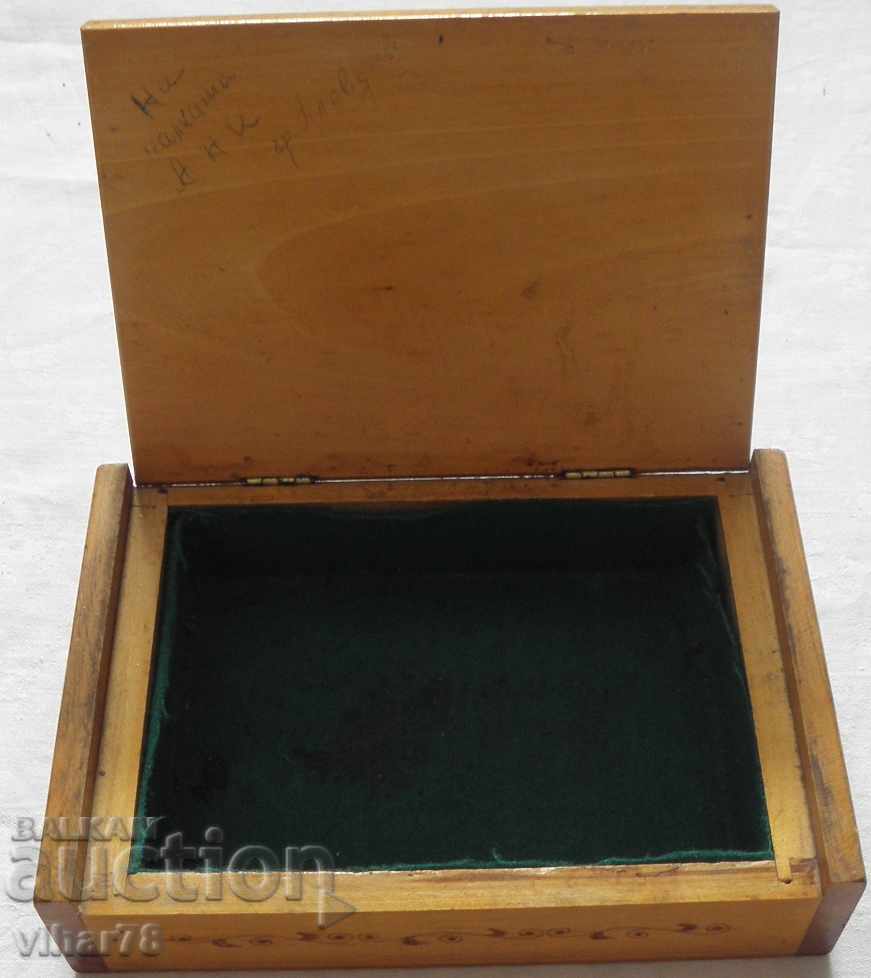 Delivery of WOODEN BOX Delivery of WOODEN BOX