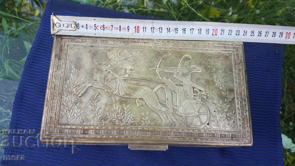 Cutie egipteană din argint cu preț 140.00 BGN | € 71.58 Cutie egipteană din argint cu preț 140.00 BGN | € 71.58