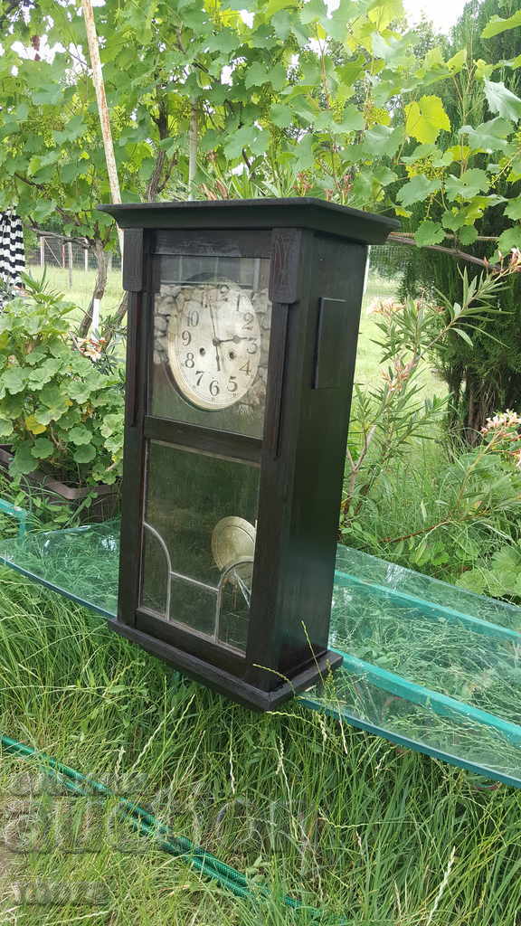 Cabinet wall clock with price 160.00 BGN | € 81.81 Cabinet wall clock with price 160.00 BGN | € 81.81