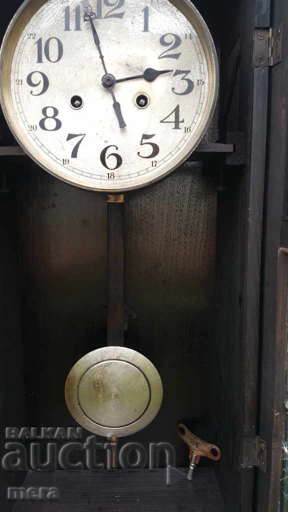 Delivery of Cabinet wall clock Delivery of Cabinet wall clock