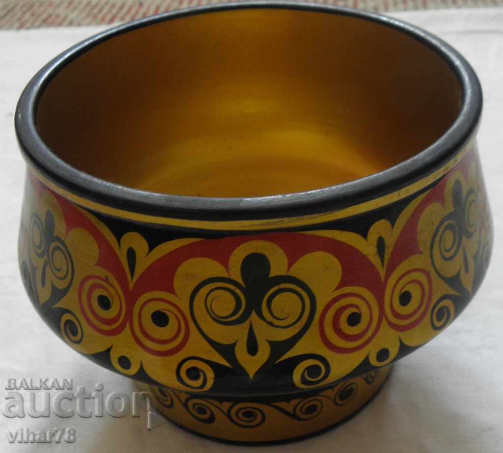 lot bowl with wooden spoons - 5 lot bowl with wooden spoons - 5