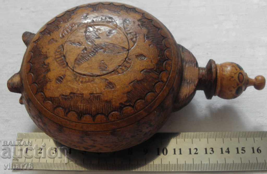 Auction Old wooden vase Auction Old wooden vase