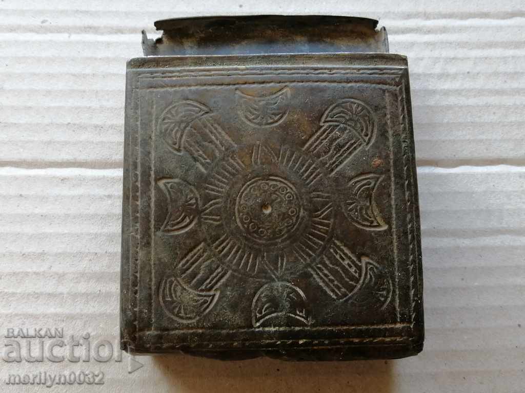 Bronze Ottoman slingshot, firecracker, box of gunpowder