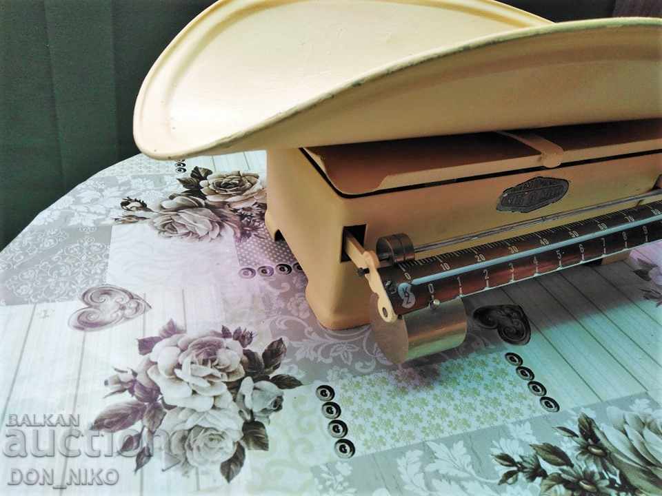 Delivery of Baby Libra