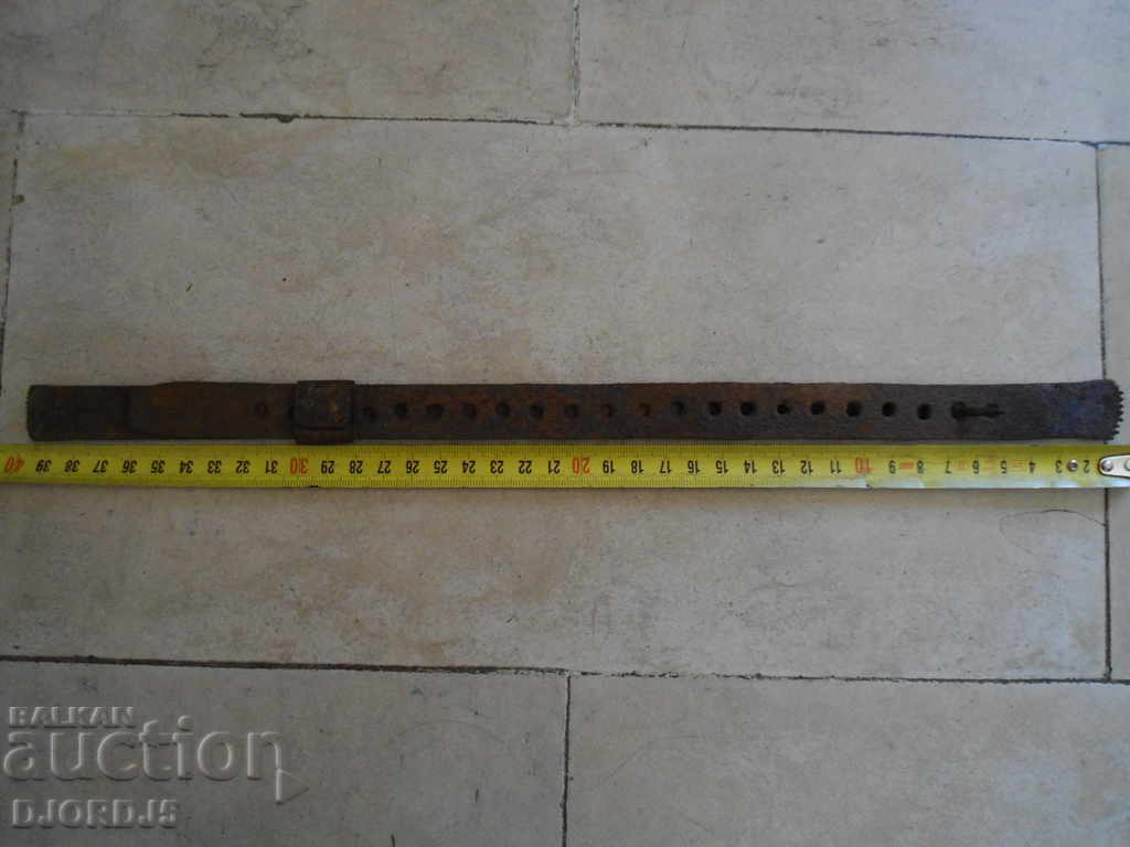 Auction An old loom of loom Auction An old loom of loom