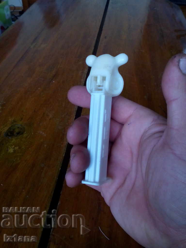 Delivery of Piece of PEZ candy Delivery of Piece of PEZ candy