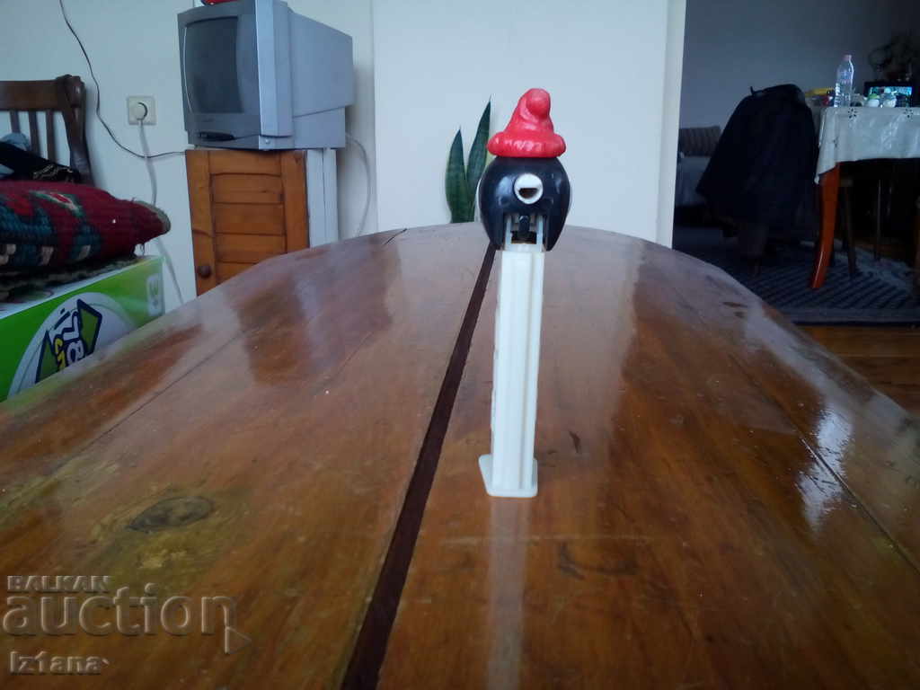 Delivery of Piece of PEZ candy Delivery of Piece of PEZ candy