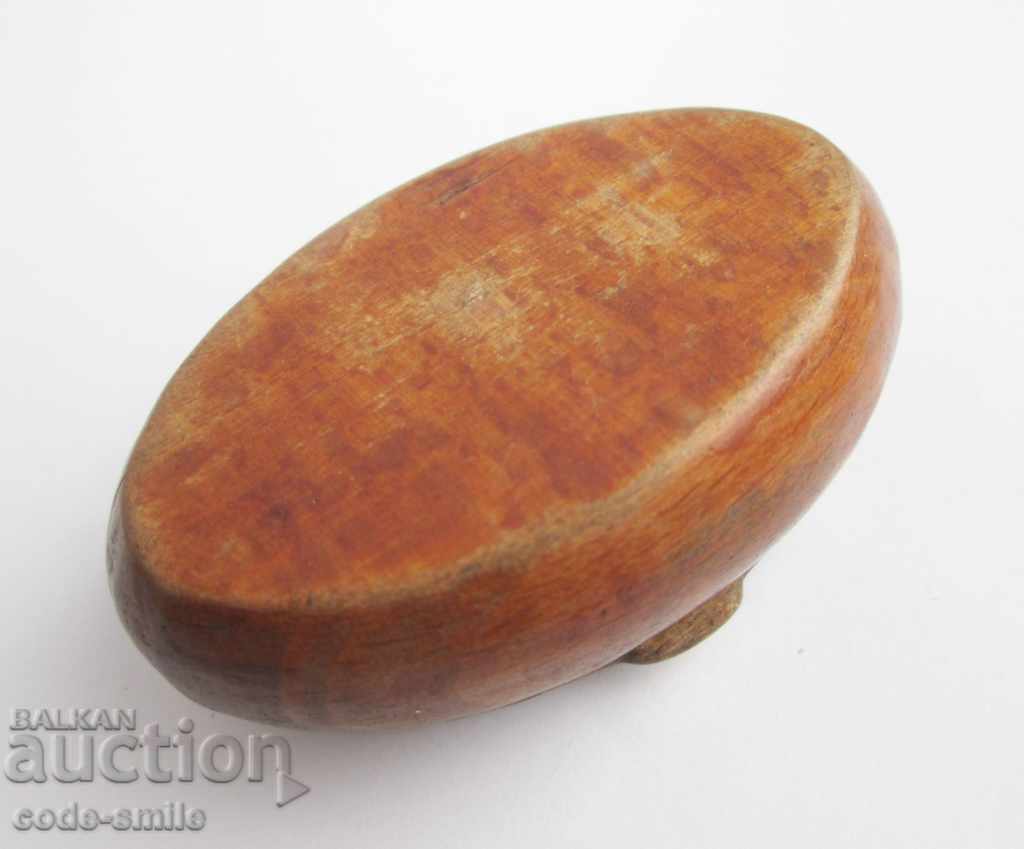 Auction  Antique Revival wooden box snuff box