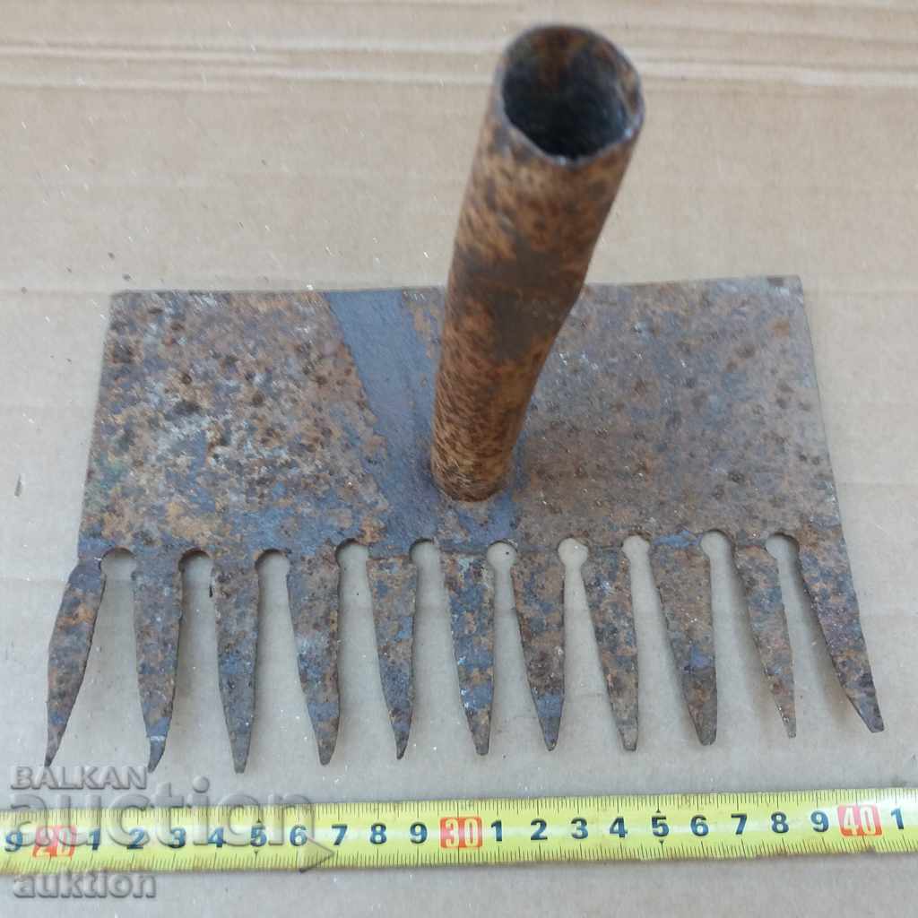 Аукцион СТАР ГРАДИНСКИ ТЪРМЪК - ОТЛИЧЕН Аукцион СТАР ГРАДИНСКИ ТЪРМЪК - ОТЛИЧЕН