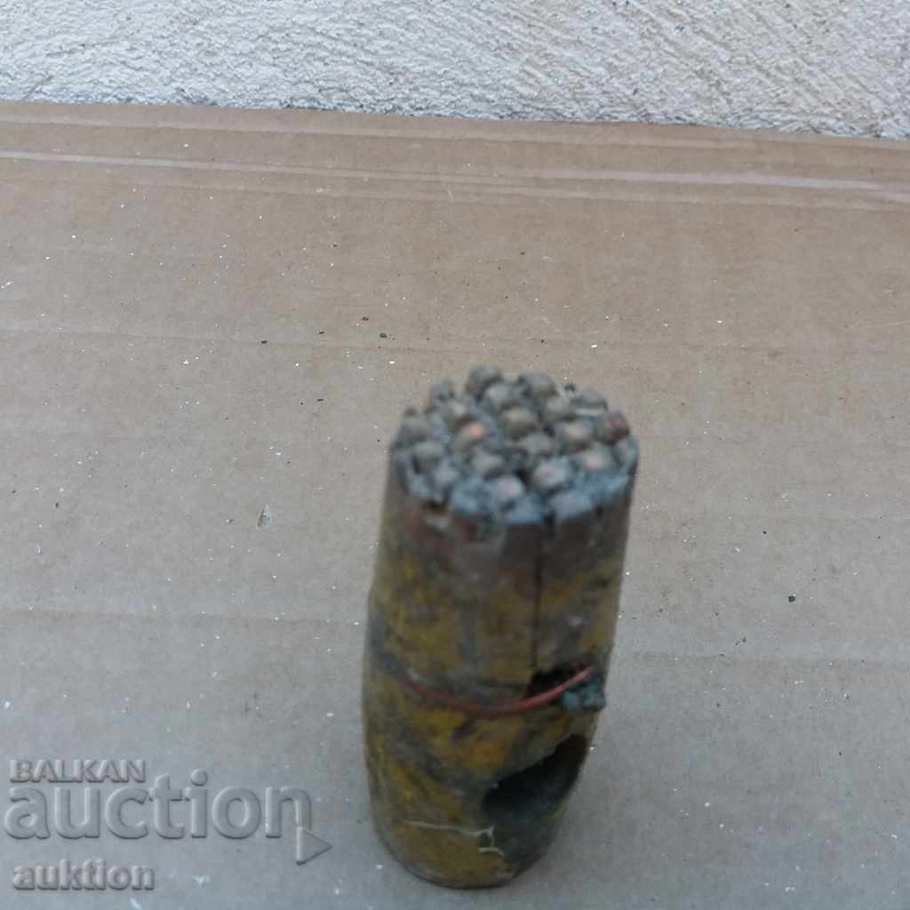 СТАРО ДЪРВЕНО ЧУКЧЕ ЗА ПЪРЖОЛИ с цена 0.69 лв. | € 0.35 СТАРО ДЪРВЕНО ЧУКЧЕ ЗА ПЪРЖОЛИ с цена 0.69 лв. | € 0.35