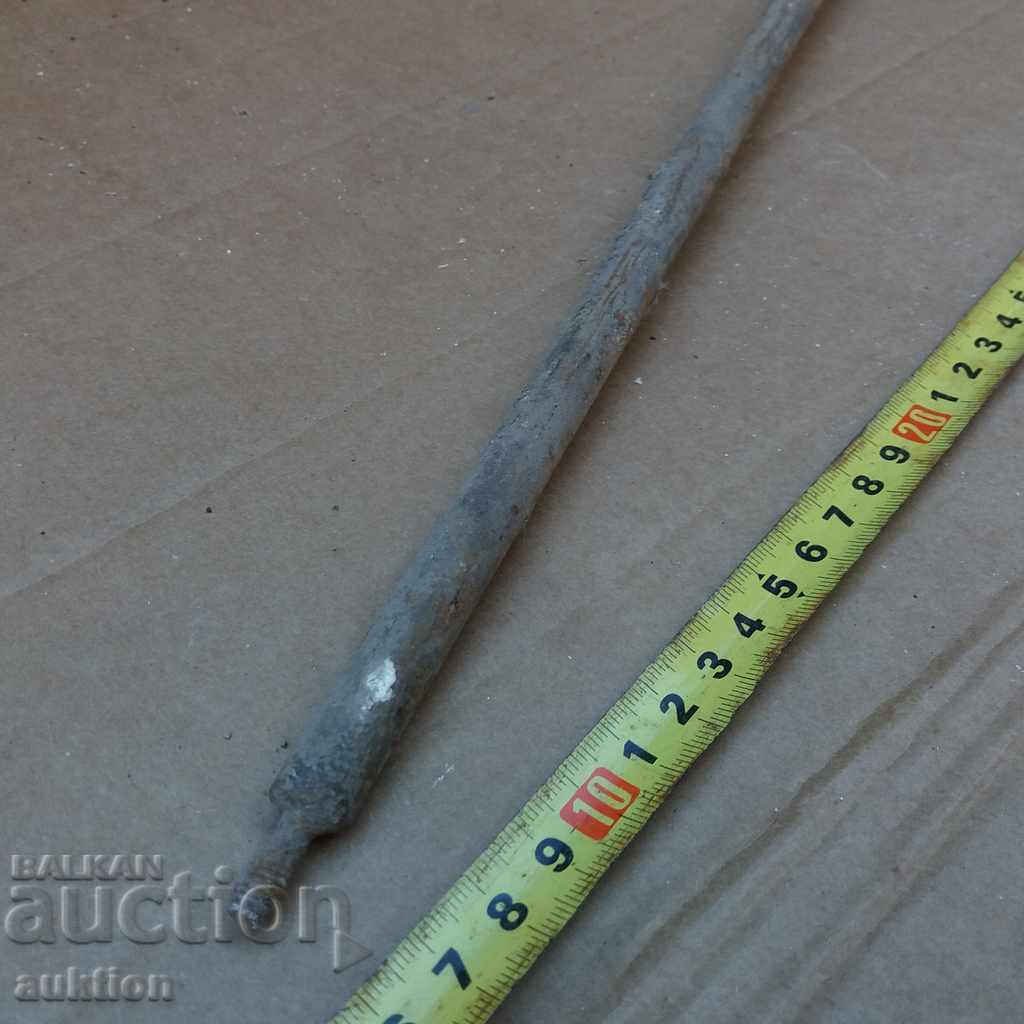 Auction  OLD BIG TOOL