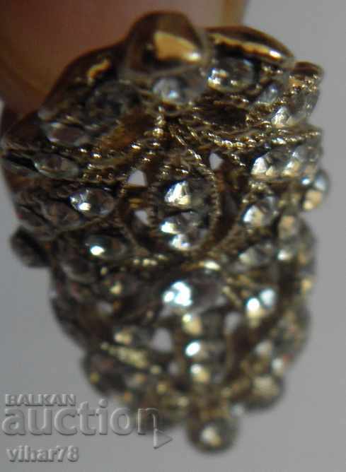 Delivery of WOMEN RING Delivery of WOMEN RING