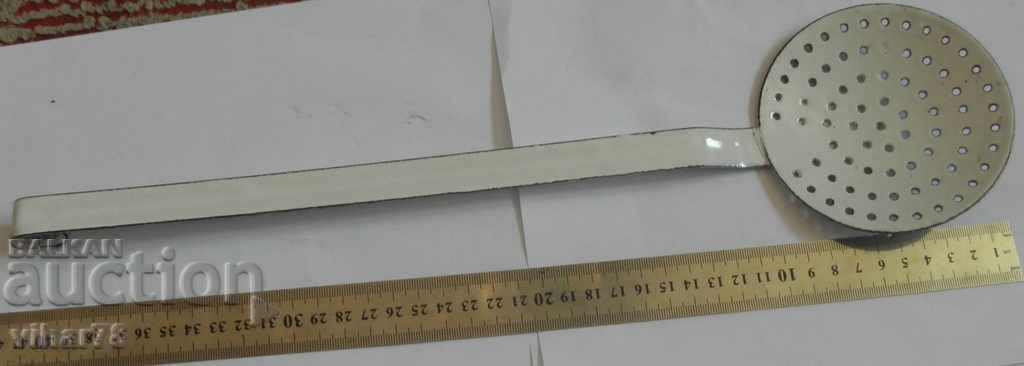 An old enamel spoon with price 19.99 BGN | € 10.22