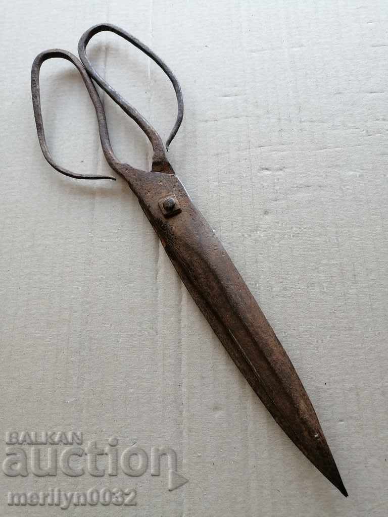 foarfece Renaissance forjate, fier cu preț 49.00 BGN | € 25.05