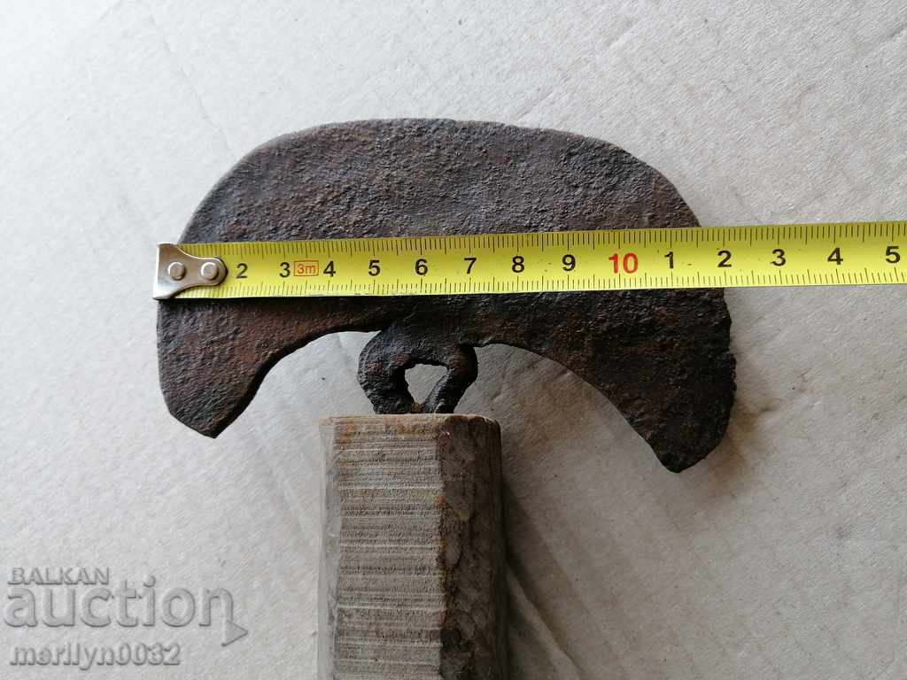 An old shed tool scraped wrought iron - 5 An old shed tool scraped wrought iron - 5
