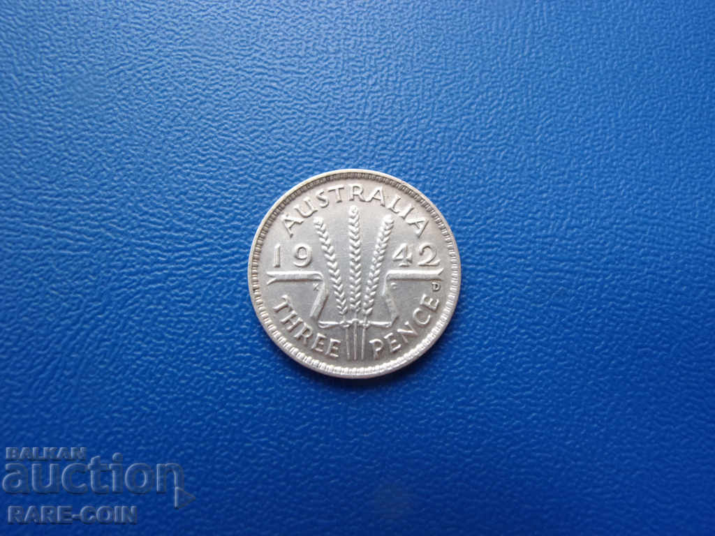 VIII (47) Australia 3 Penny 1942 D UNC