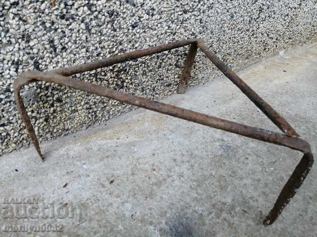 An old forged sack, fireplace, grill, wrought iron with price 34.00 BGN | € 17.38 An old forged sack, fireplace, grill, wrought iron with price 34.00 BGN | € 17.38