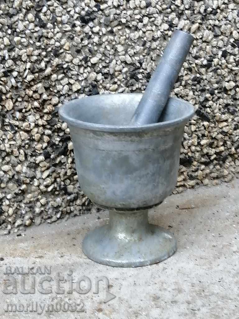Old white metal mortar, pestle, mortar with price 43.00 BGN | € 21.99 Old white metal mortar, pestle, mortar with price 43.00 BGN | € 21.99