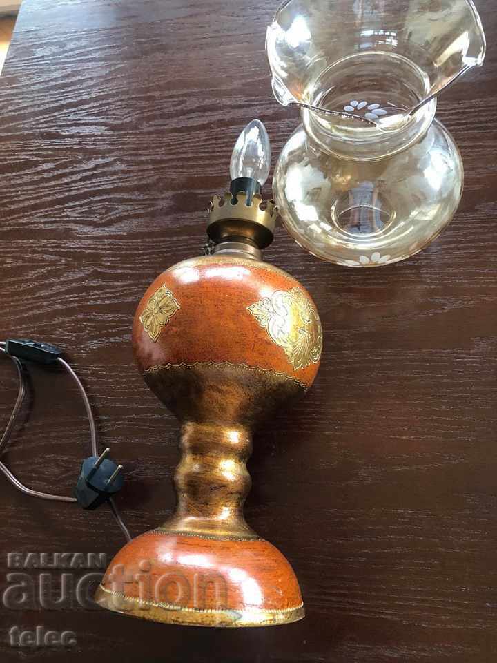 Delivery of Beautiful old night lamp - works Delivery of Beautiful old night lamp - works