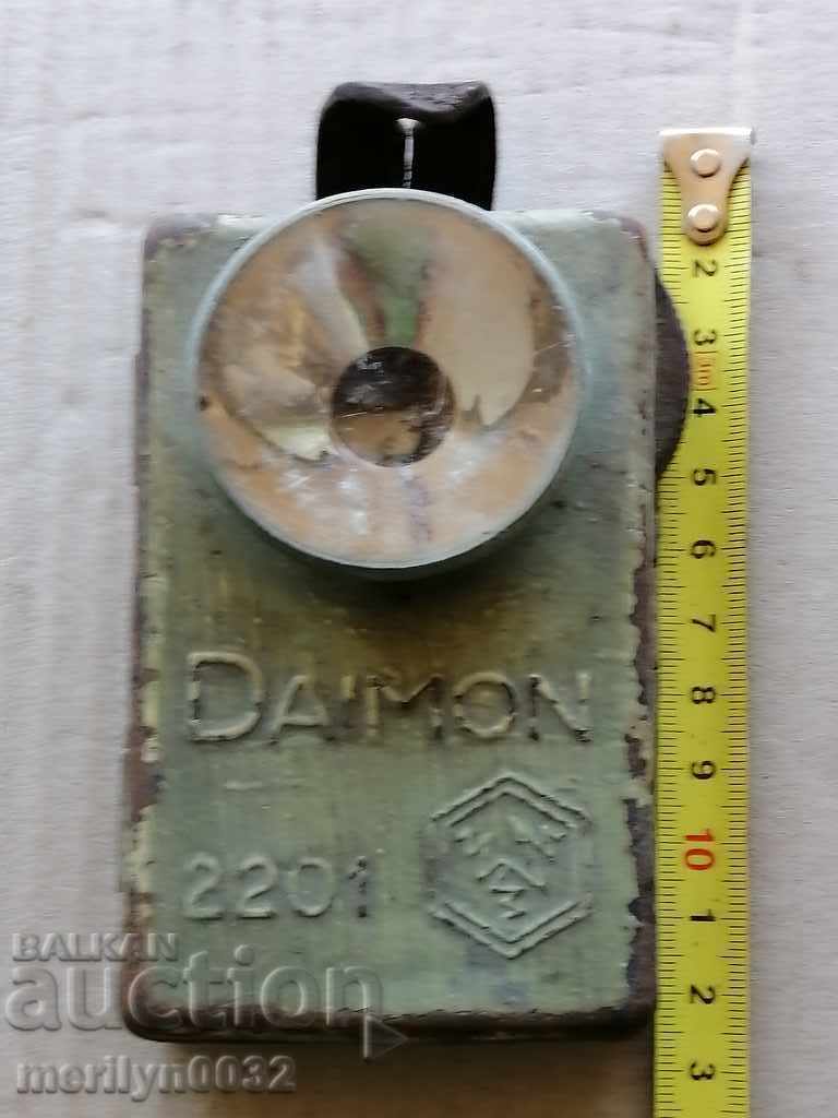 Auction Old flashlight DAIMON lamp spotlight Vermakht WW2 Auction Old flashlight DAIMON lamp spotlight Vermakht WW2
