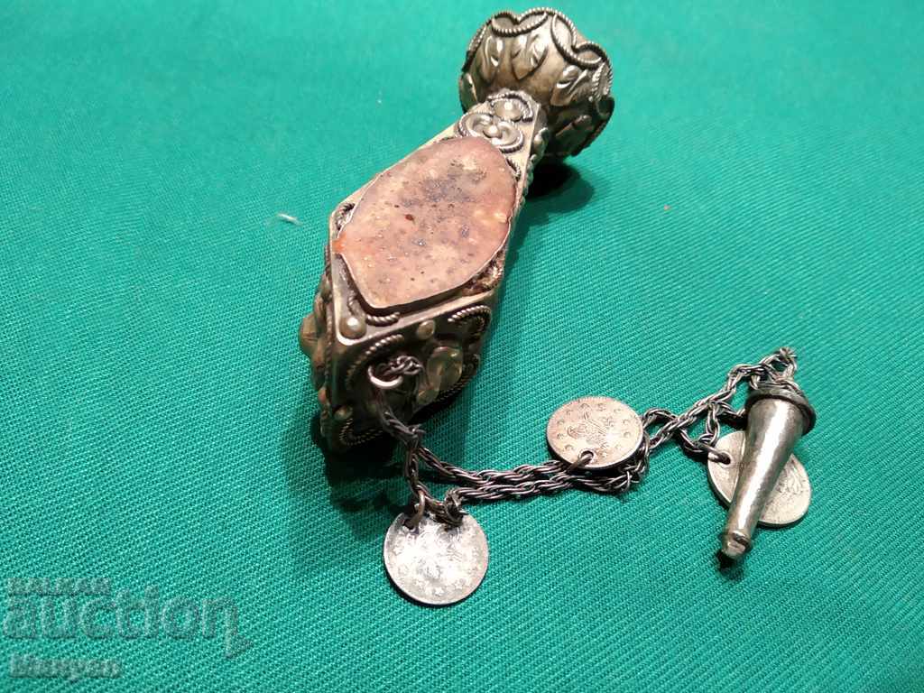 Auction I'm selling an old print Auction I'm selling an old print