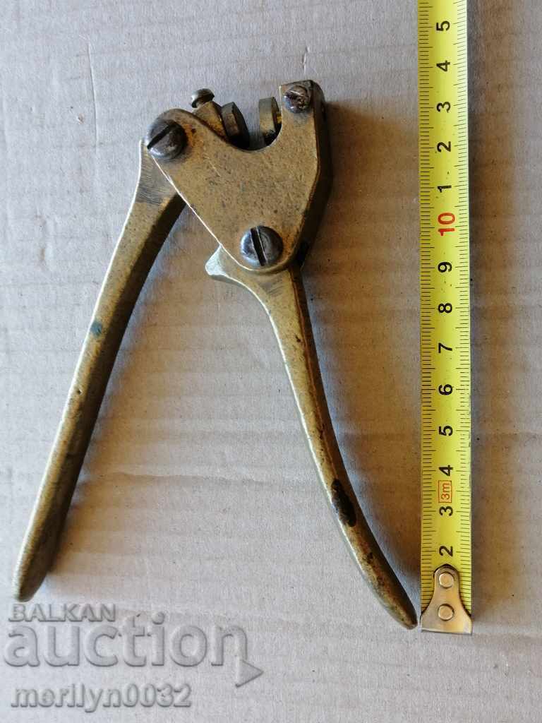 Bronze sealing pliers, seal, seal number - 6 Bronze sealing pliers, seal, seal number - 6