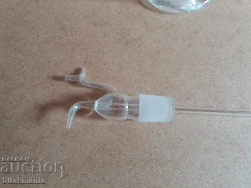 Εργαστήριο μπουκάλι - διαβάστε προσεκτικά τη δημοπρασία με τιμή 24.99 BGN | € 12.78 Εργαστήριο μπουκάλι - διαβάστε προσεκτικά τη δημοπρασία με τιμή 24.99 BGN | € 12.78