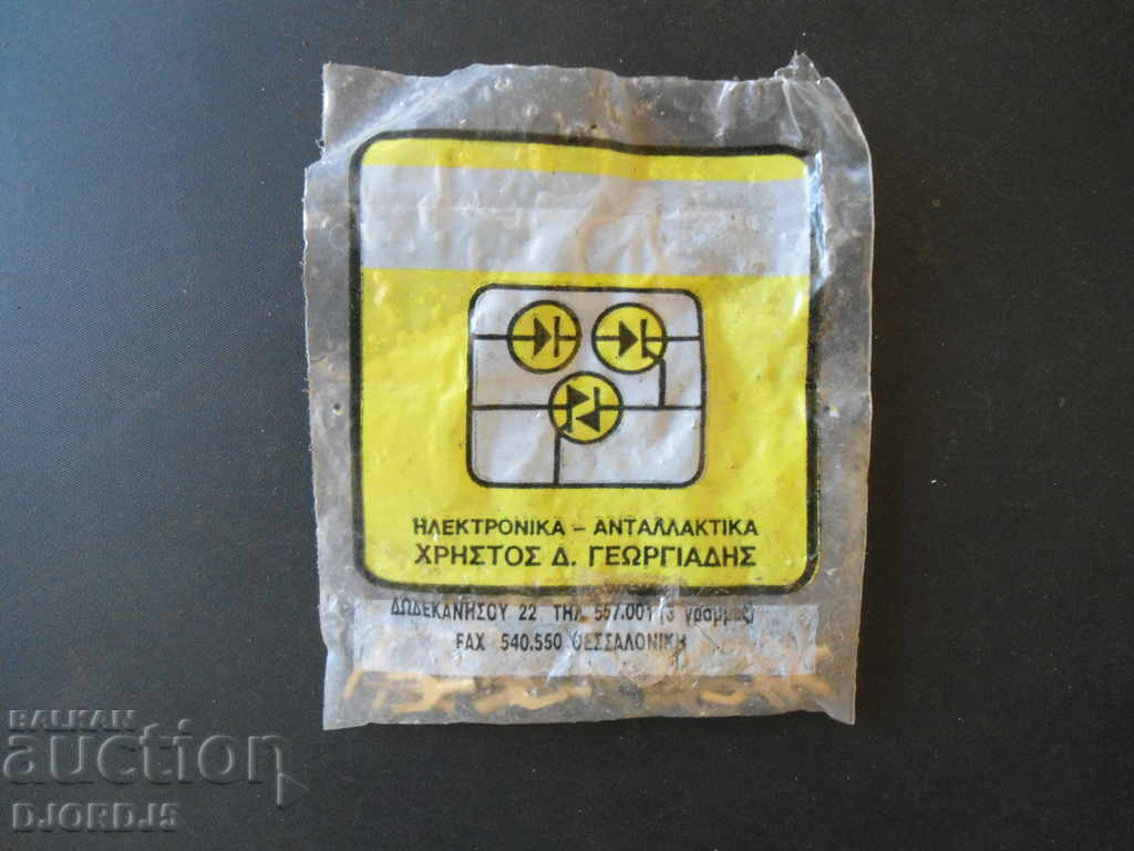 El contacts - 6 El contacts - 6