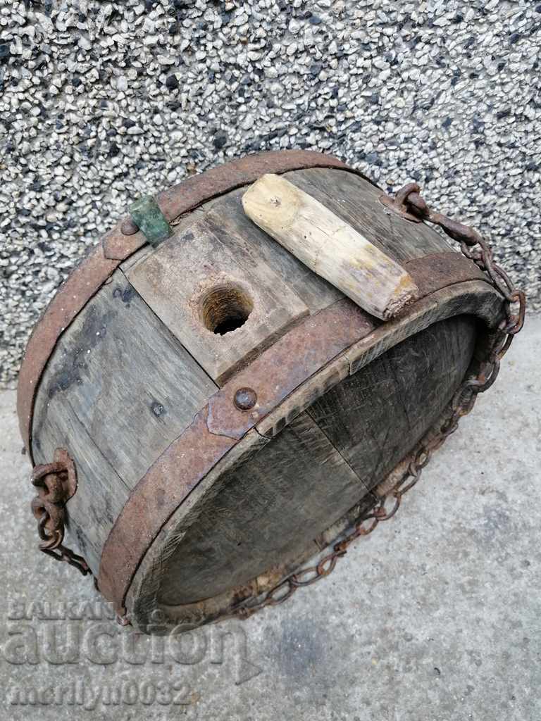 Old bucket, vase, barrel, wooden, pavour - 5 Old bucket, vase, barrel, wooden, pavour - 5