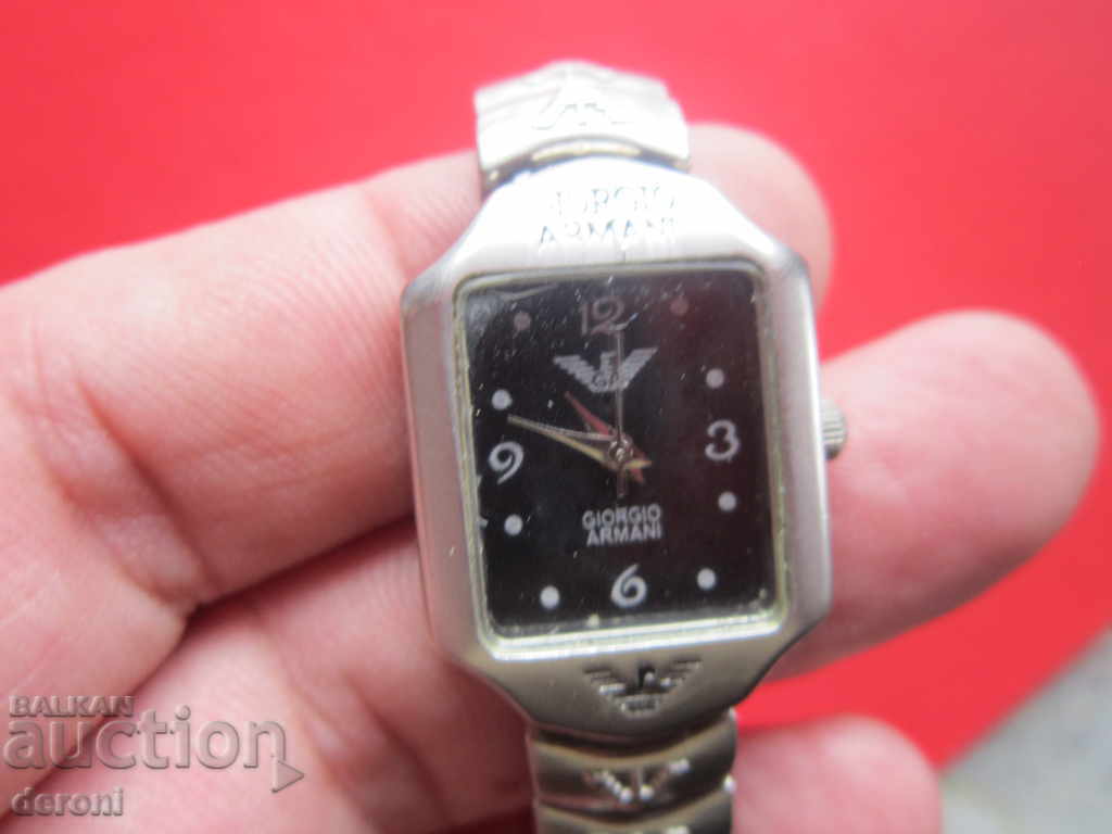 Auction Giorgio Armani watch with chain Auction Giorgio Armani watch with chain