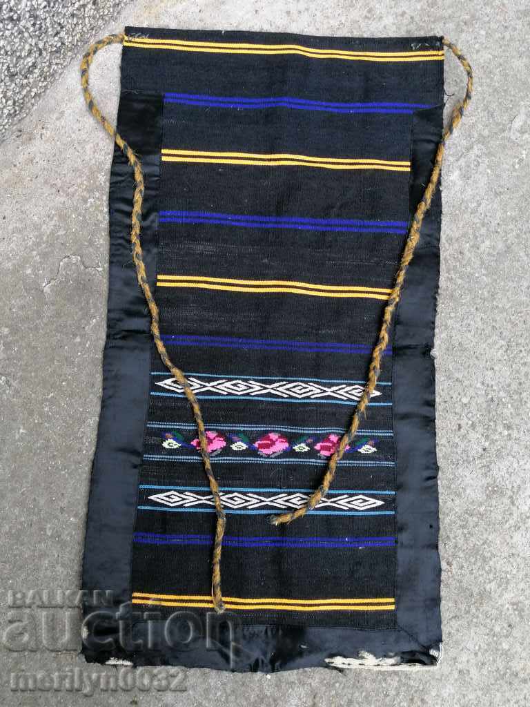 Стара тъкана, бродирана и везана престилка, носия, сукман