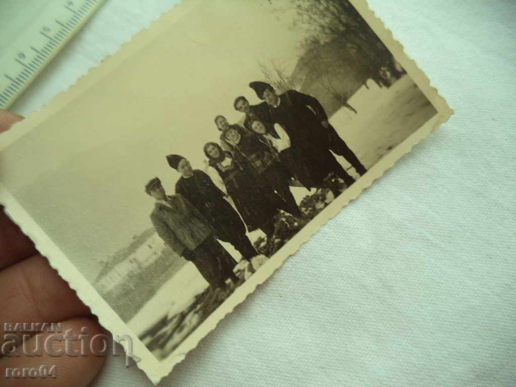 TEAM TEAM - CARRIERS - GOVEDARTSI VILLAGE - 6 TEAM TEAM - CARRIERS - GOVEDARTSI VILLAGE - 6