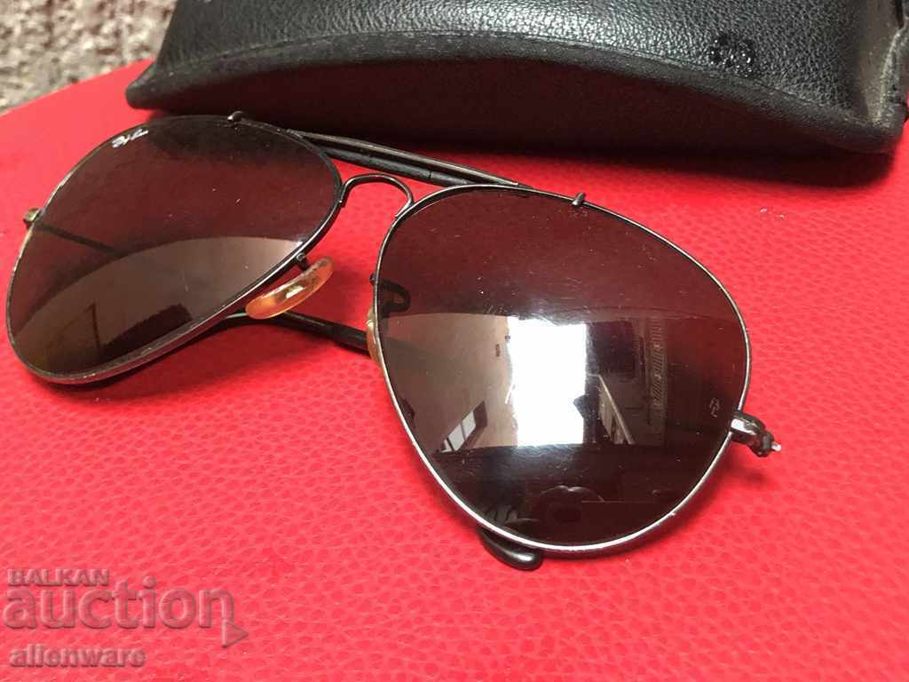 Licitație Ochelari de soare Ray-ban Cobra din 1985.