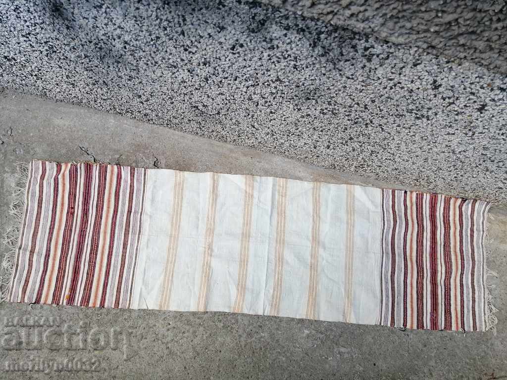 Vechi țesute manual pânză broderie lizieră cu preț 43.00 BGN | € 21.99 Vechi țesute manual pânză broderie lizieră cu preț 43.00 BGN | € 21.99