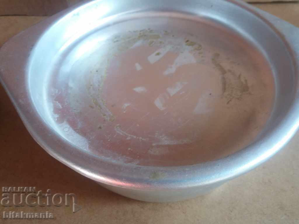 Auction Lot of two aluminum jugs - read the auction carefully Auction Lot of two aluminum jugs - read the auction carefully