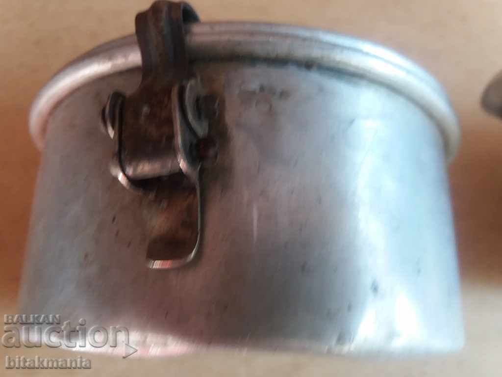 Lot of two aluminum jugs - read the auction carefully - 5 Lot of two aluminum jugs - read the auction carefully - 5