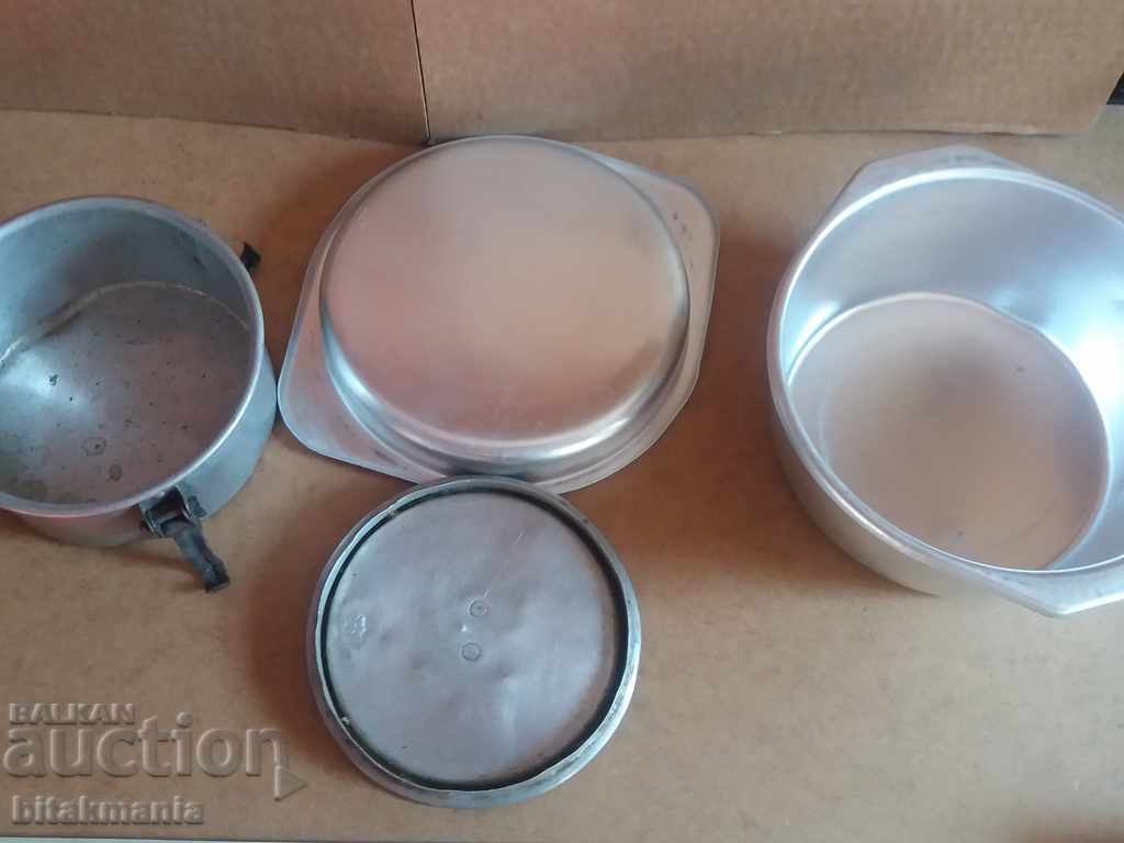 Lot of two aluminum jugs - read the auction carefully - 7 Lot of two aluminum jugs - read the auction carefully - 7