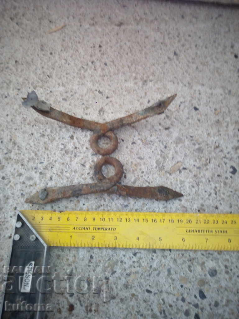 Old hand-forged brackets ornaments with price 14.99 BGN | € 7.66 Old hand-forged brackets ornaments with price 14.99 BGN | € 7.66