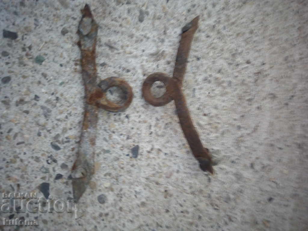 Auction Old hand-forged brackets ornaments Auction Old hand-forged brackets ornaments