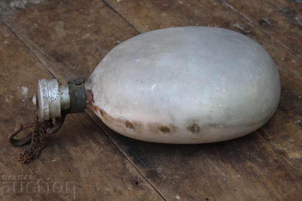 Auction  MILITARY ALUMINUM MANERKA PAVUR METAL DISH