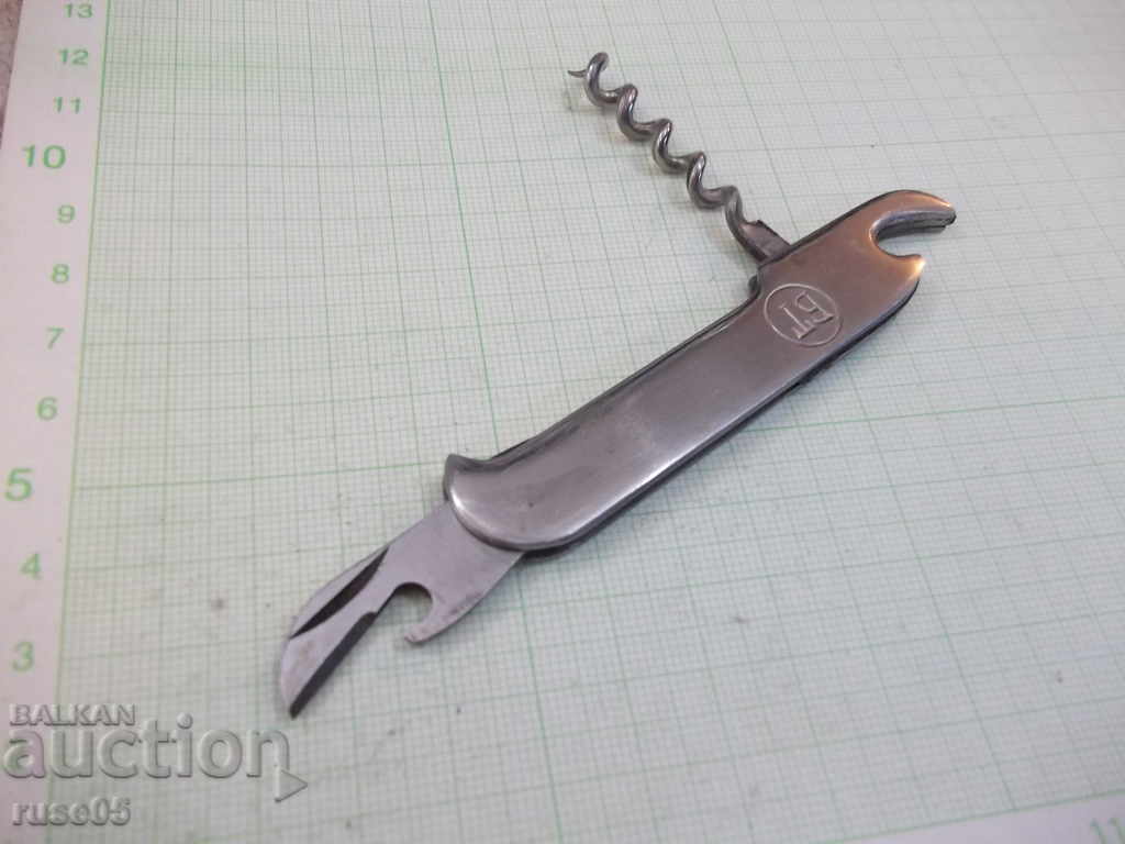 Delivery of Corkscrew opener from the sucker Delivery of Corkscrew opener from the sucker