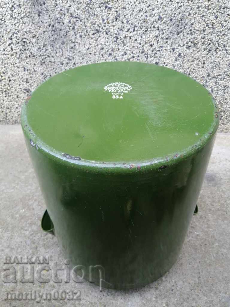Delivery of Enamelled container rubber bucket Delivery of Enamelled container rubber bucket