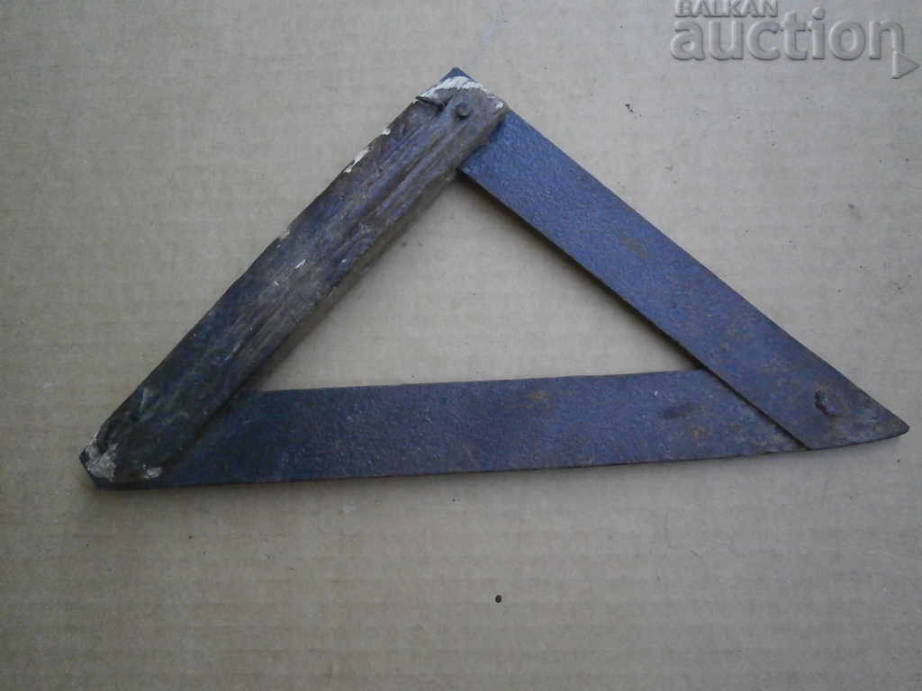 Old corner triangle, corner with price 25.00 BGN | € 12.78 Old corner triangle, corner with price 25.00 BGN | € 12.78