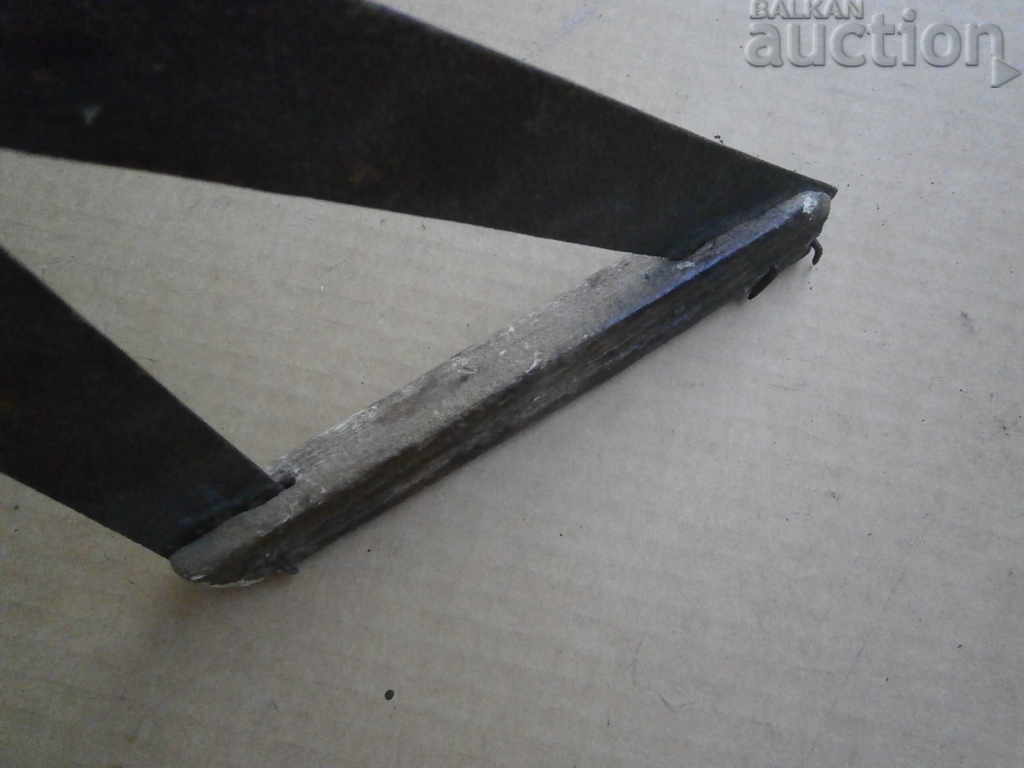 Old corner triangle, corner - 7 Old corner triangle, corner - 7