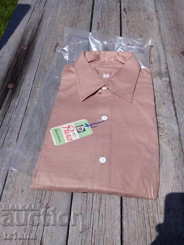 Old men's shirt Old men's shirt