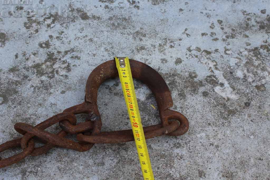 OLD AUTHENTIC HANDLES HORSES HORSES OLIVES HANDBAGS with price 15.00 BGN | € 7.67