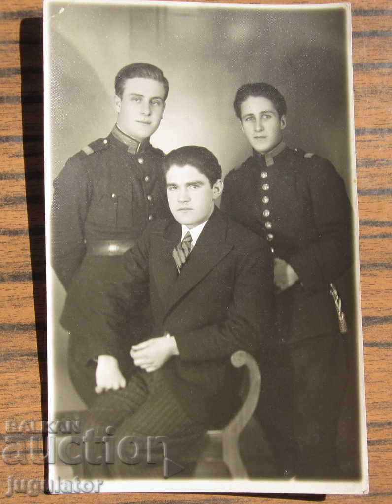 WWII Kingdom of Bulgaria military photo of Burgas sailor officers with price 20.00 BGN | € 10.23 WWII Kingdom of Bulgaria military photo of Burgas sailor officers with price 20.00 BGN | € 10.23