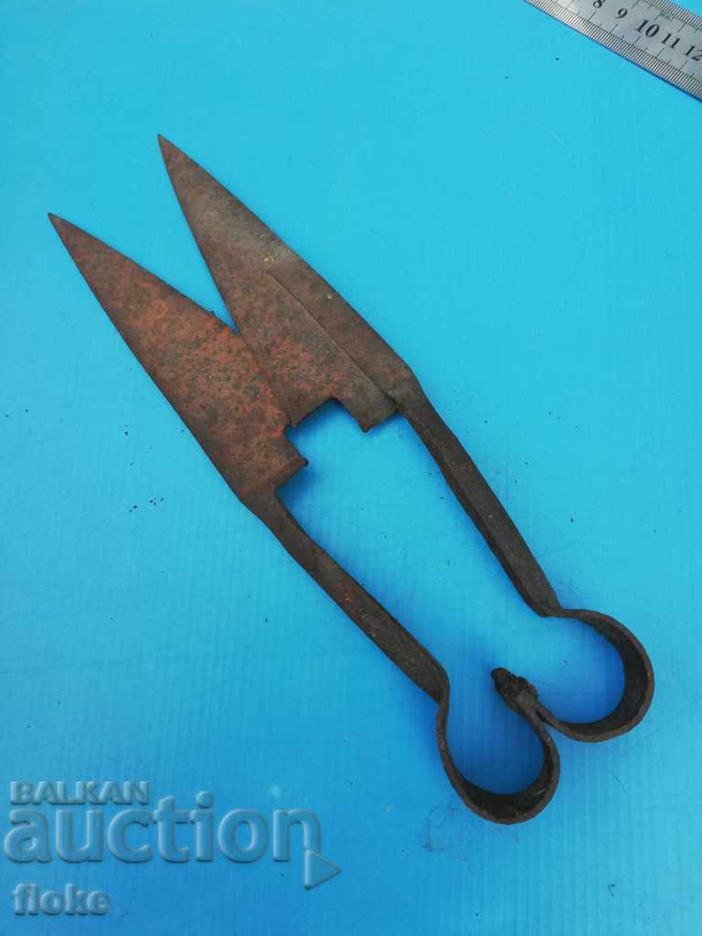 Old scissors with price 12.00 BGN | € 6.14 Old scissors with price 12.00 BGN | € 6.14