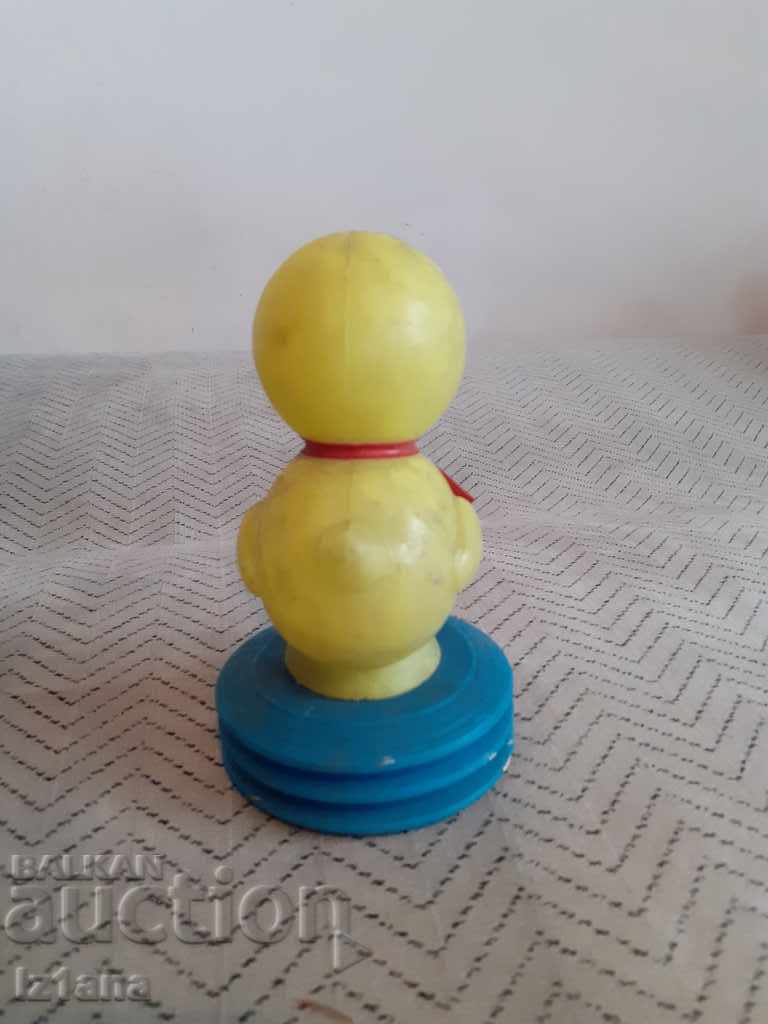 Pui vechi de jucărie cu preț 8.00 BGN | € 4.09 Pui vechi de jucărie cu preț 8.00 BGN | € 4.09